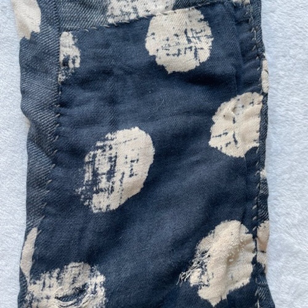 Magnolia Pearl Navy Blue Linen Polka Dot Button-Front Pants - Picture 13 of 15